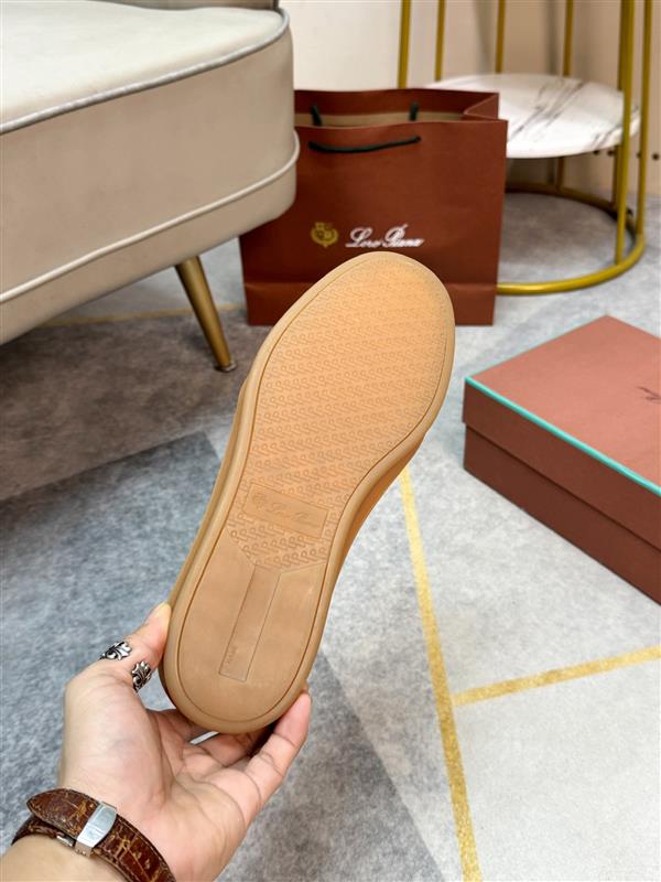 20251128153729394 320